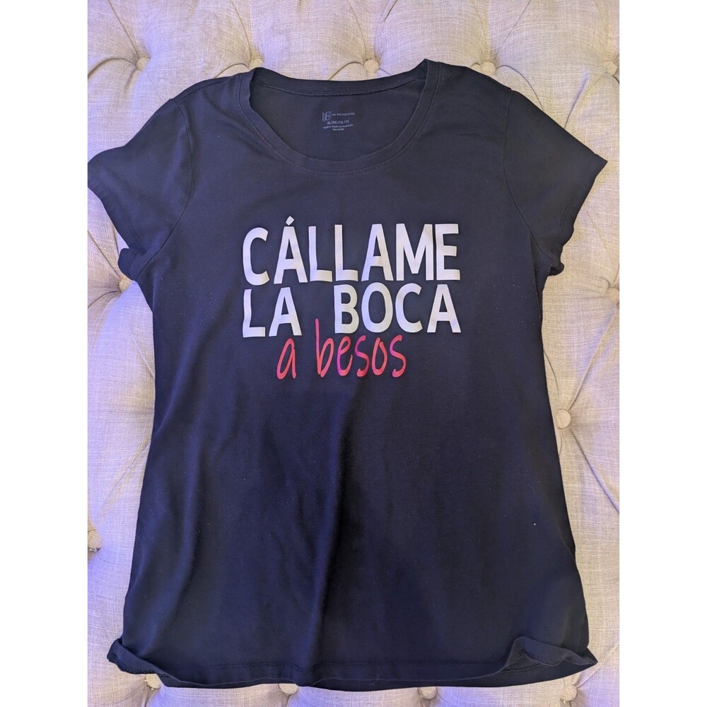 No Boundaries Callame la boca a besos Back T-shirt Size Teen XL (15-17)